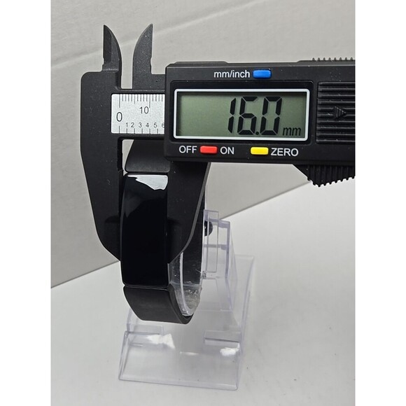 Fitbit Inspire FB412 Fitness Activity Tracker Black Tested Includes Charger Band - Picture 6 of 11